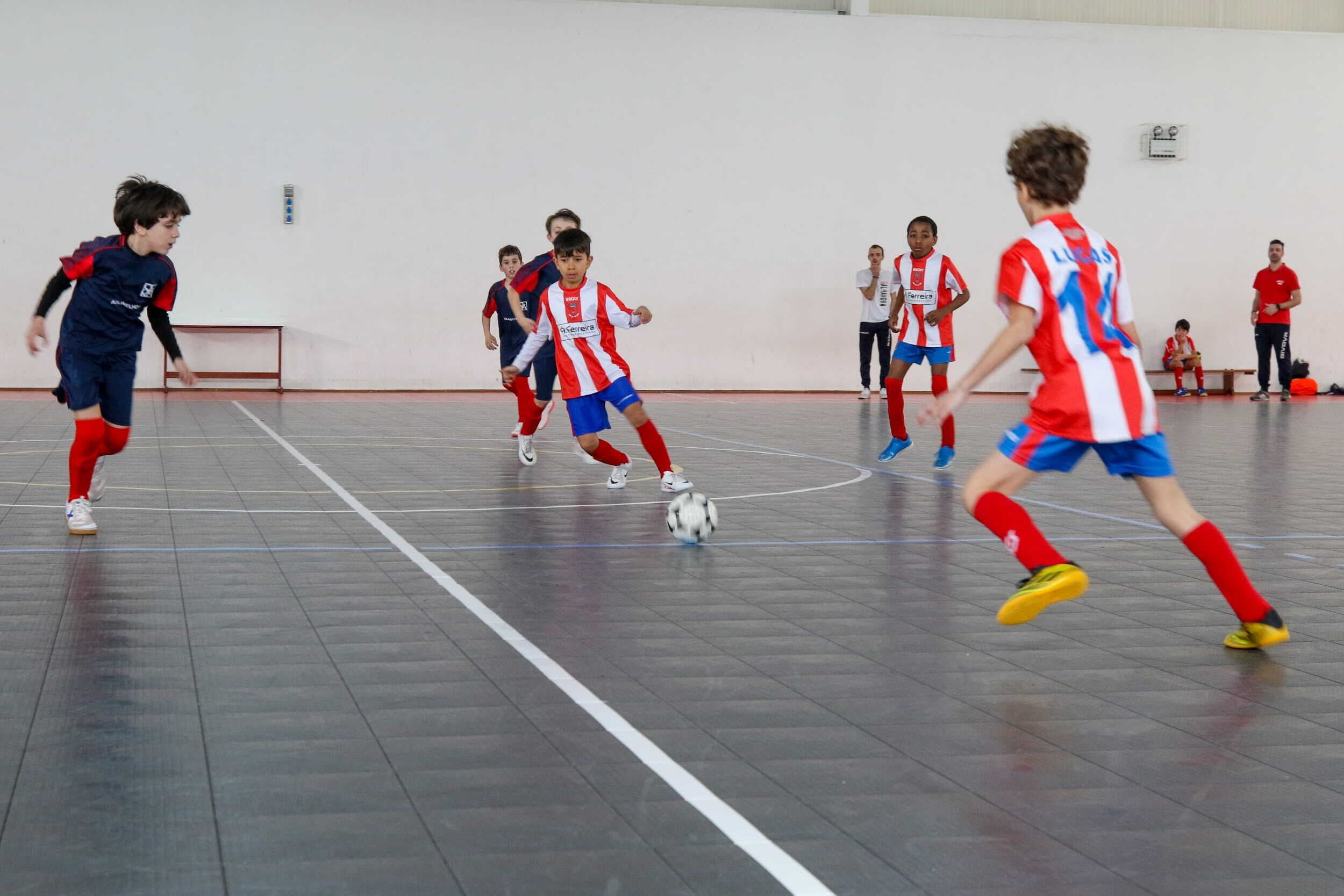 Programa Encontros Desportivos Concelhios XIRA 2027 promove a 2.ª Jornada de Futsal para a classe de Benjamins