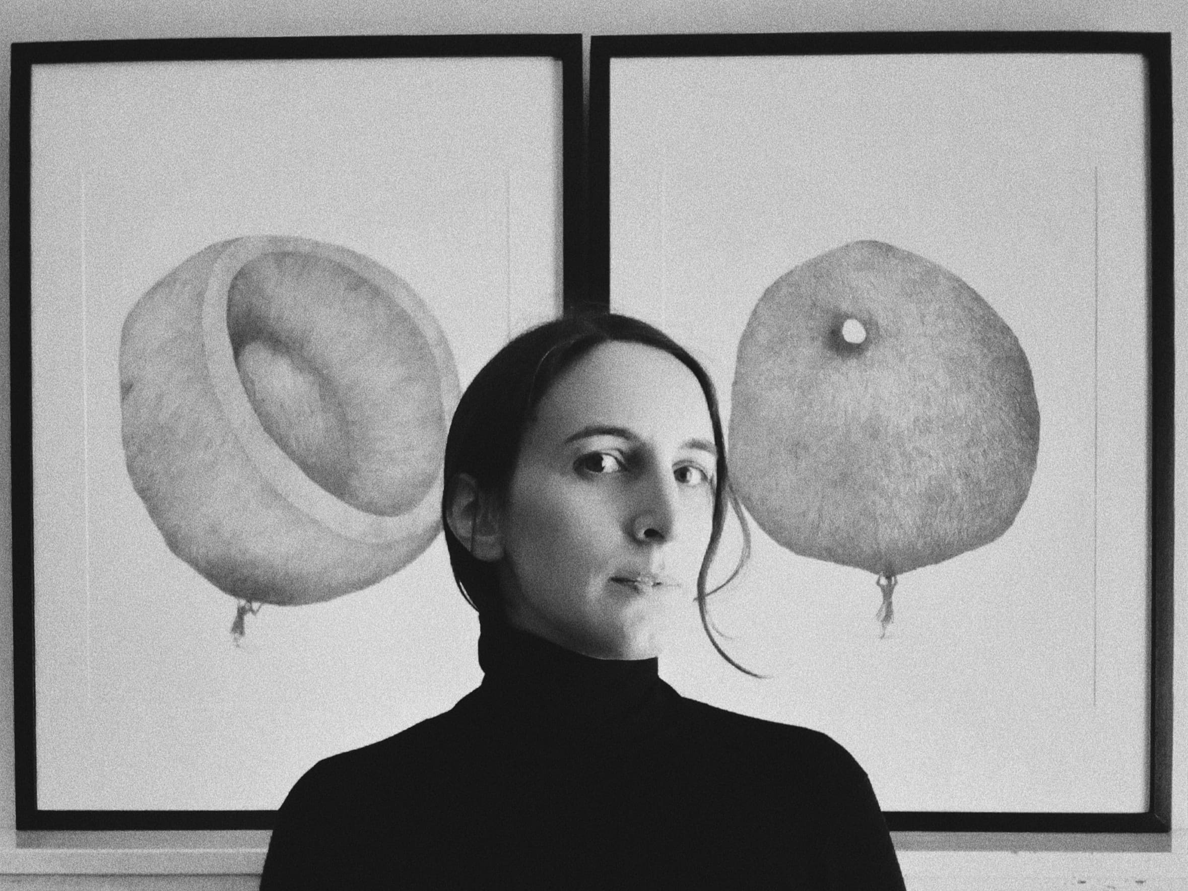 "A pedra está pousada sobre si mesma" de Marta Nunes