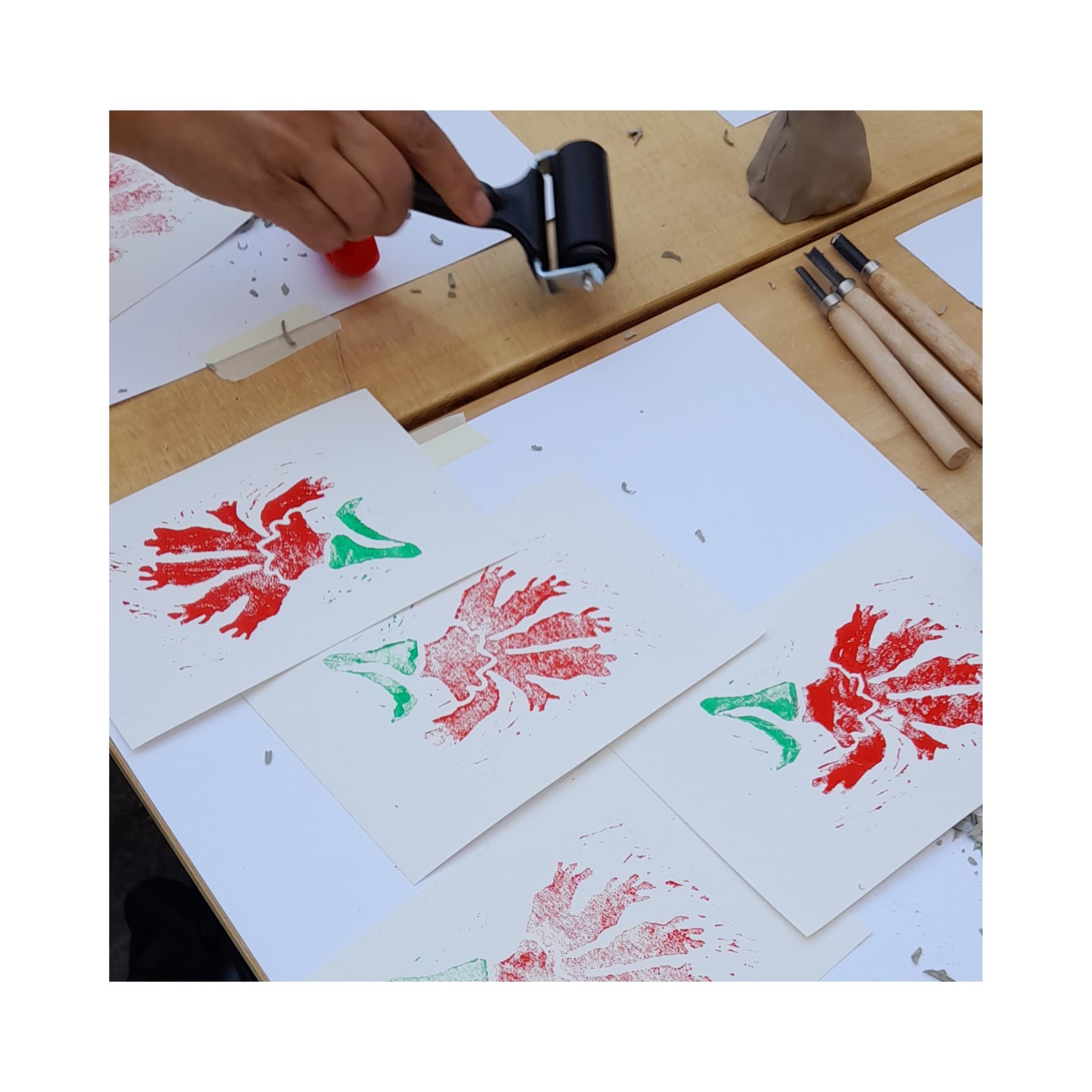 Postais em Linogravura