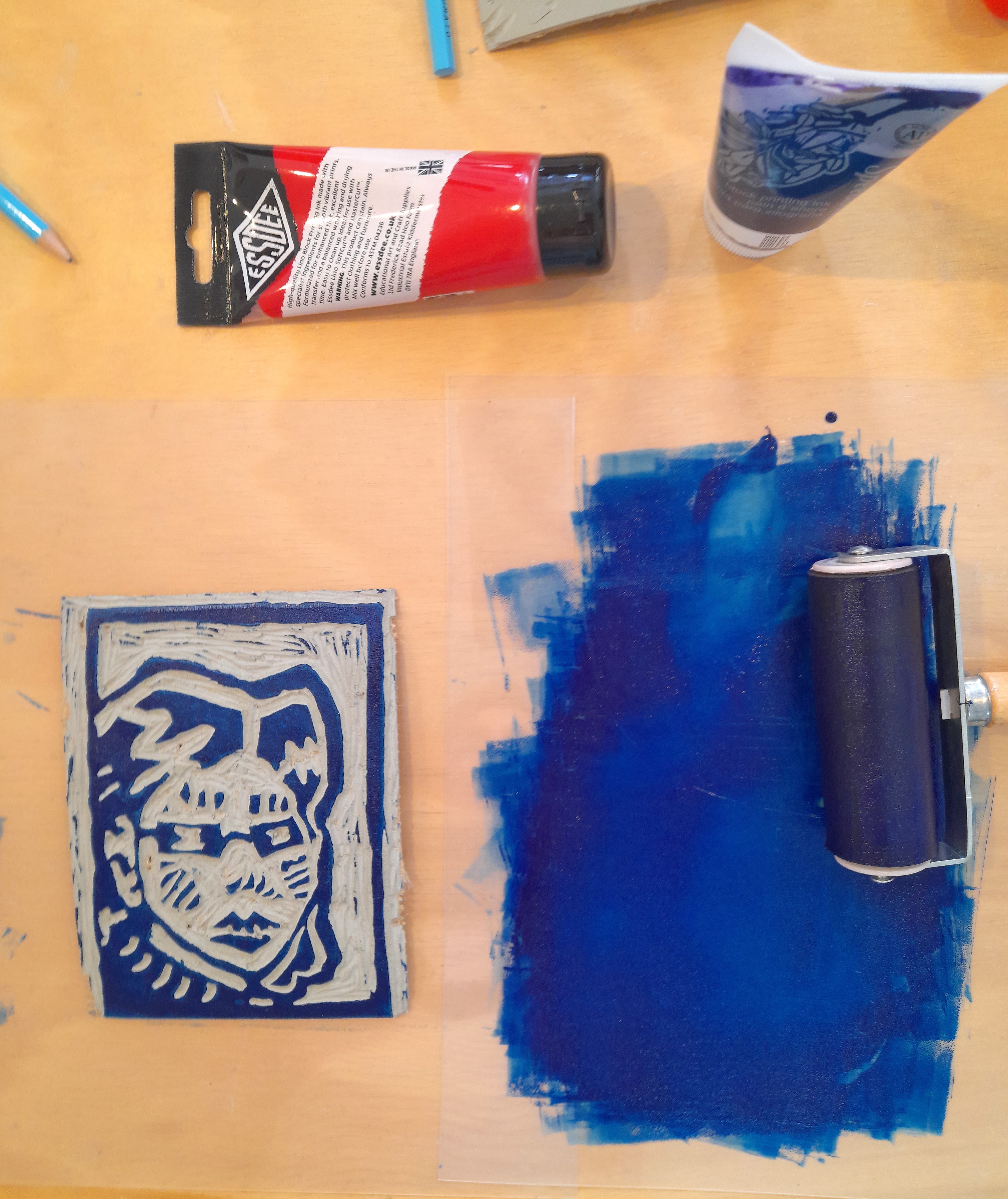Postais em Linogravura