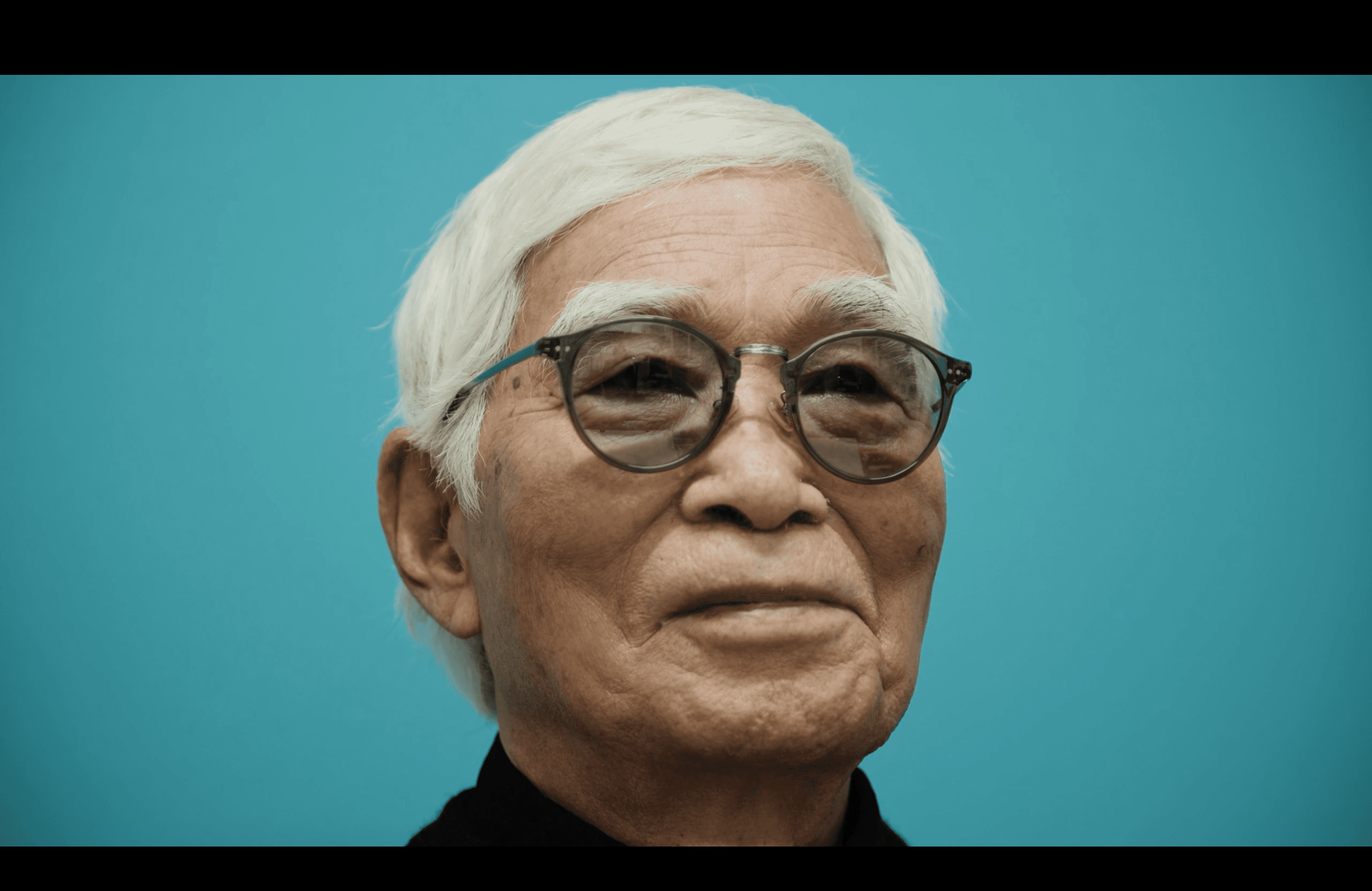 Masao Adachi Tira uma Foto Tipo Passe, de Kamal Aljafari + CD, de Rico Wong